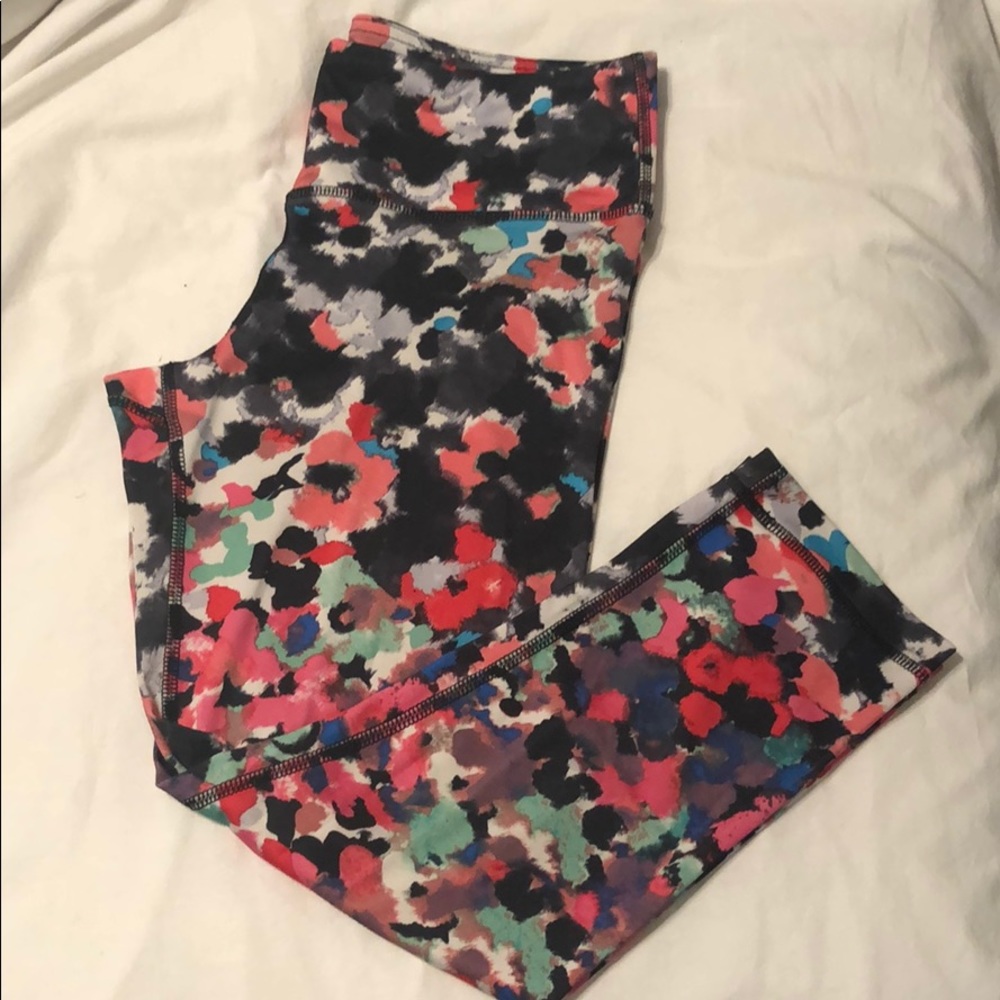 Capri workout pants